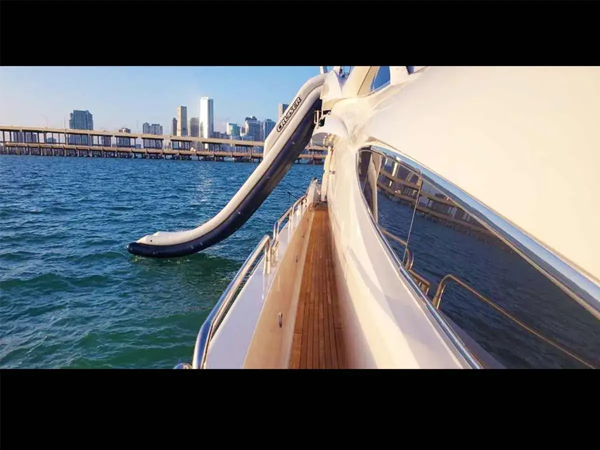 105' Sunseeker photo 3