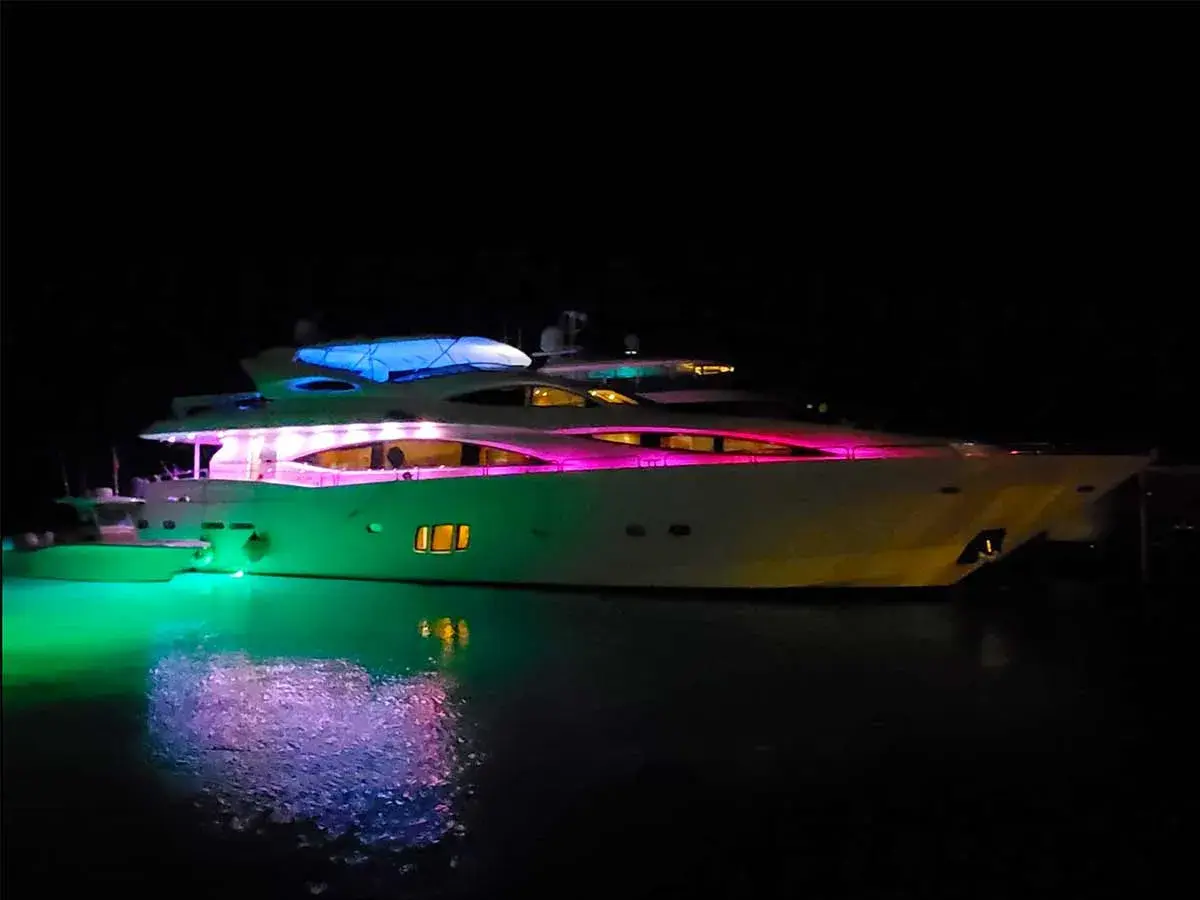 105' Sunseeker photo 9