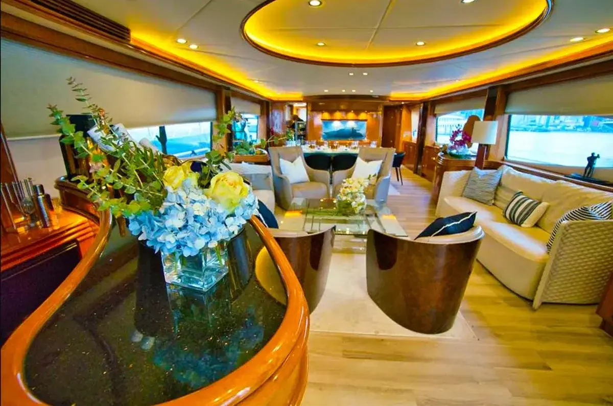 105' Sunseeker photo 18