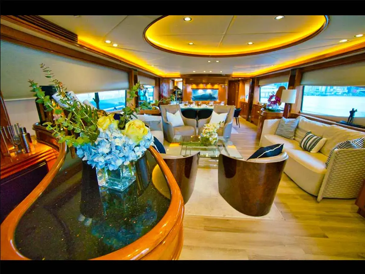 105' Sunseeker photo 19