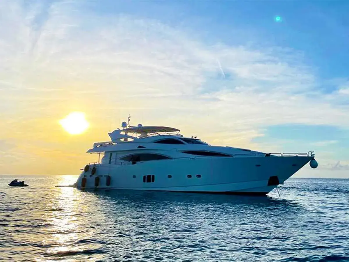 105' Sunseeker photo 41