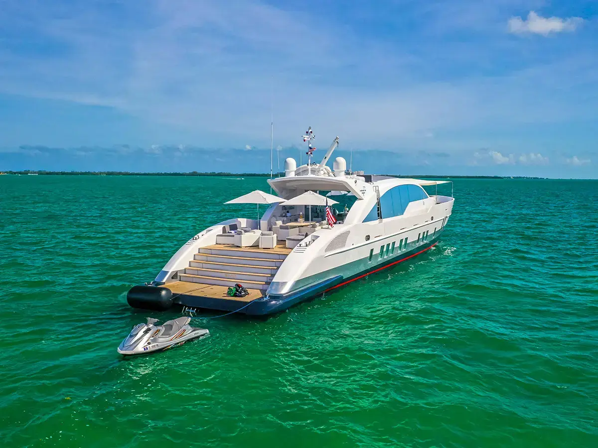 120' Tecnomar photo 39