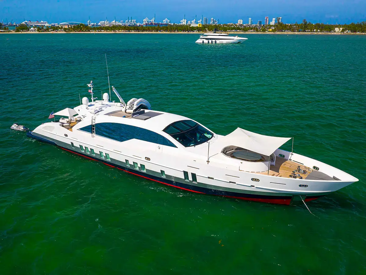 120' Tecnomar photo 47