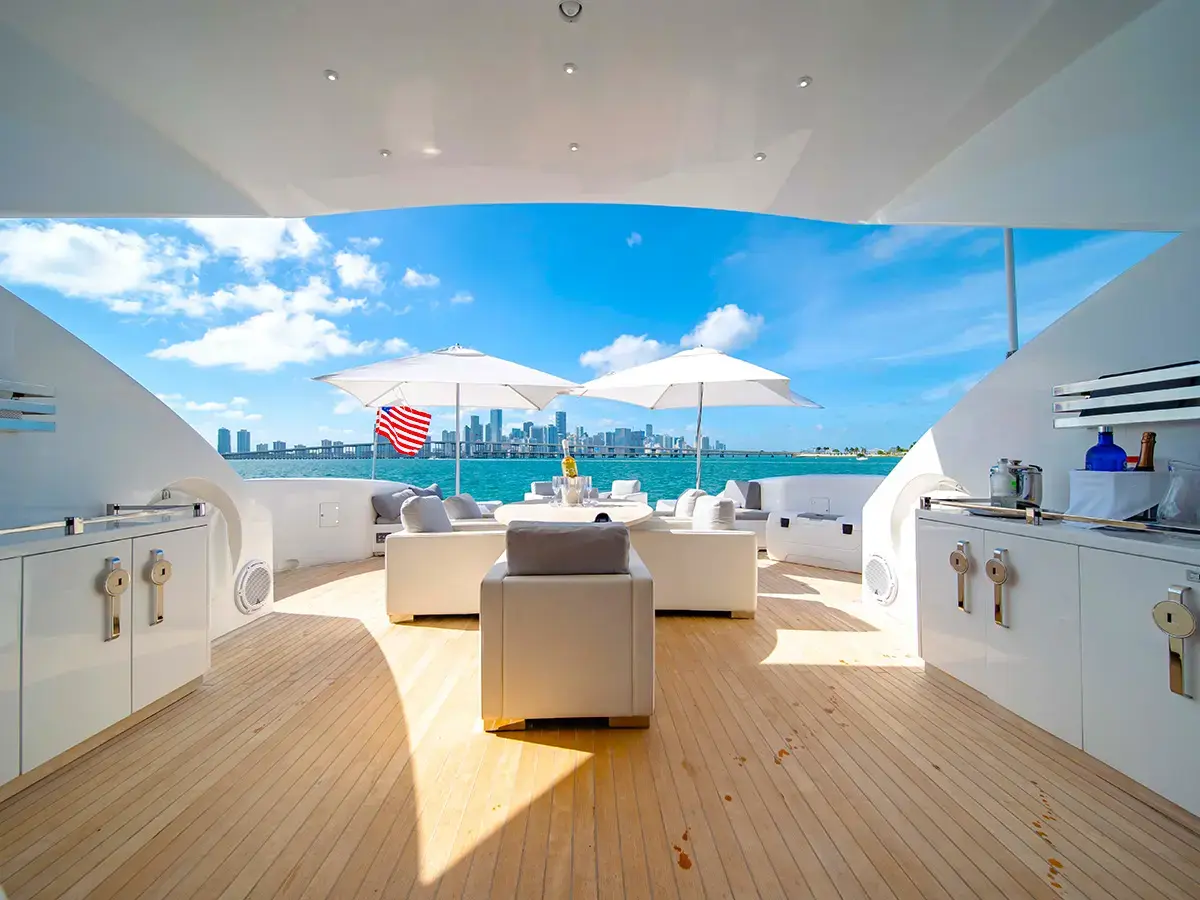 120' Tecnomar photo 56