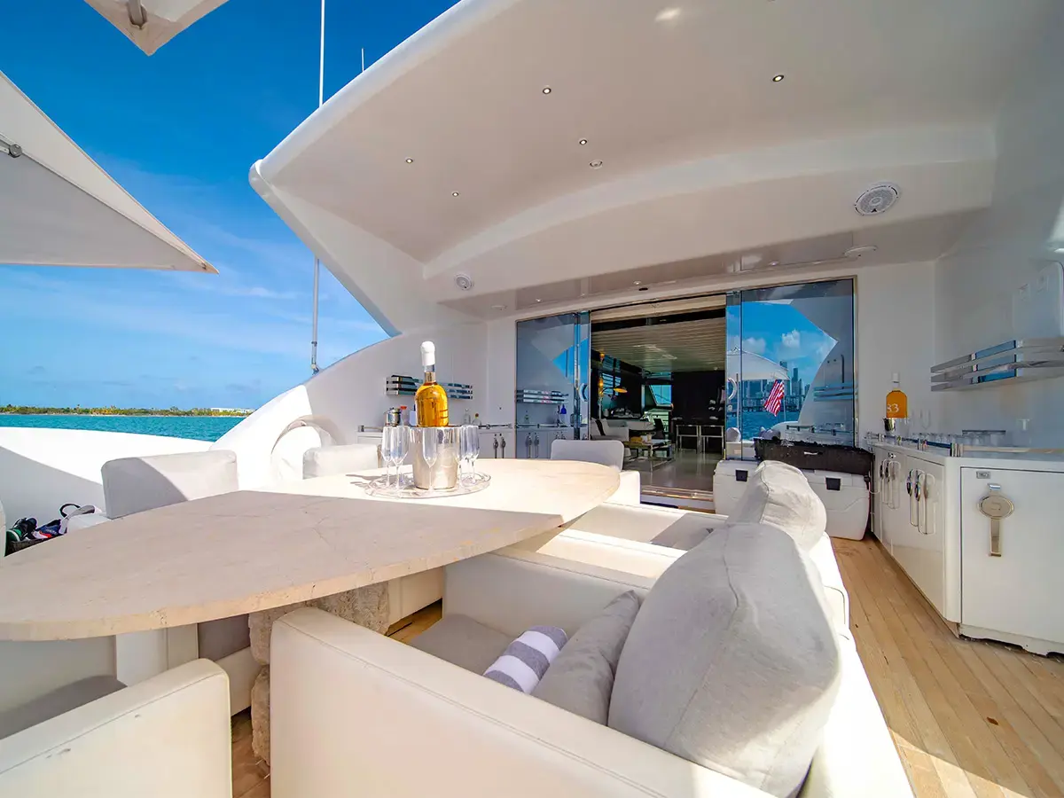 120' Tecnomar photo 59