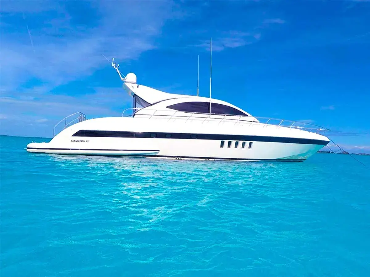 72' Mangusta photo 17