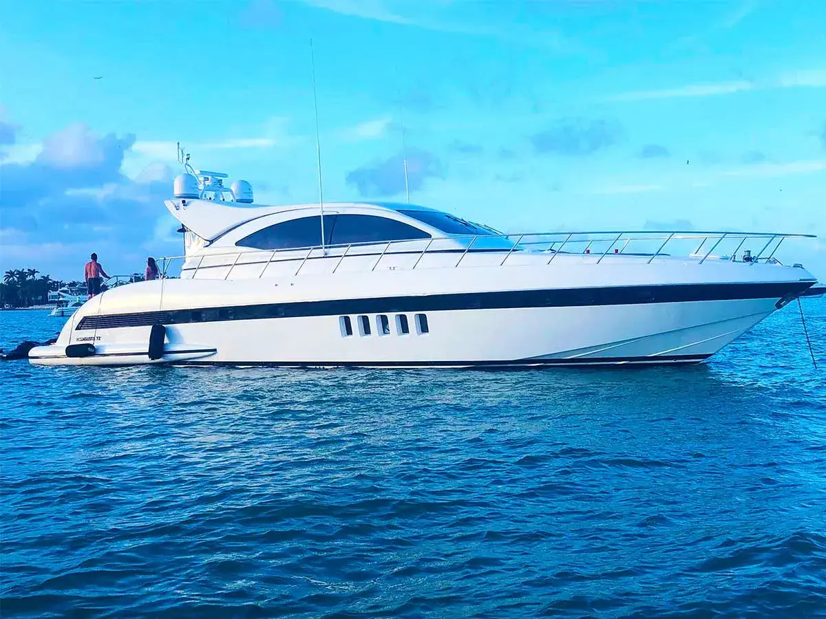72' Mangusta photo 18