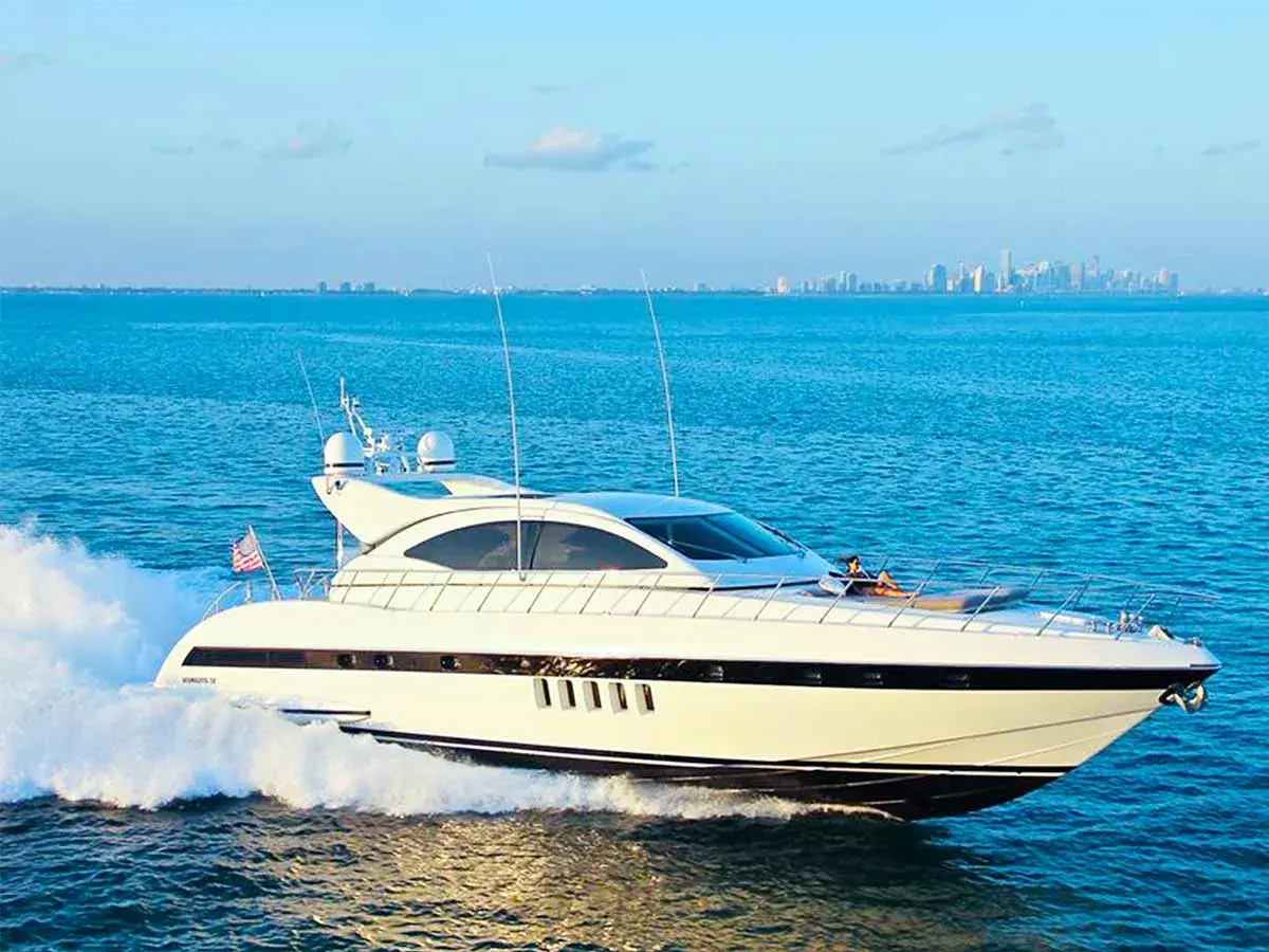 72' Mangusta photo 22