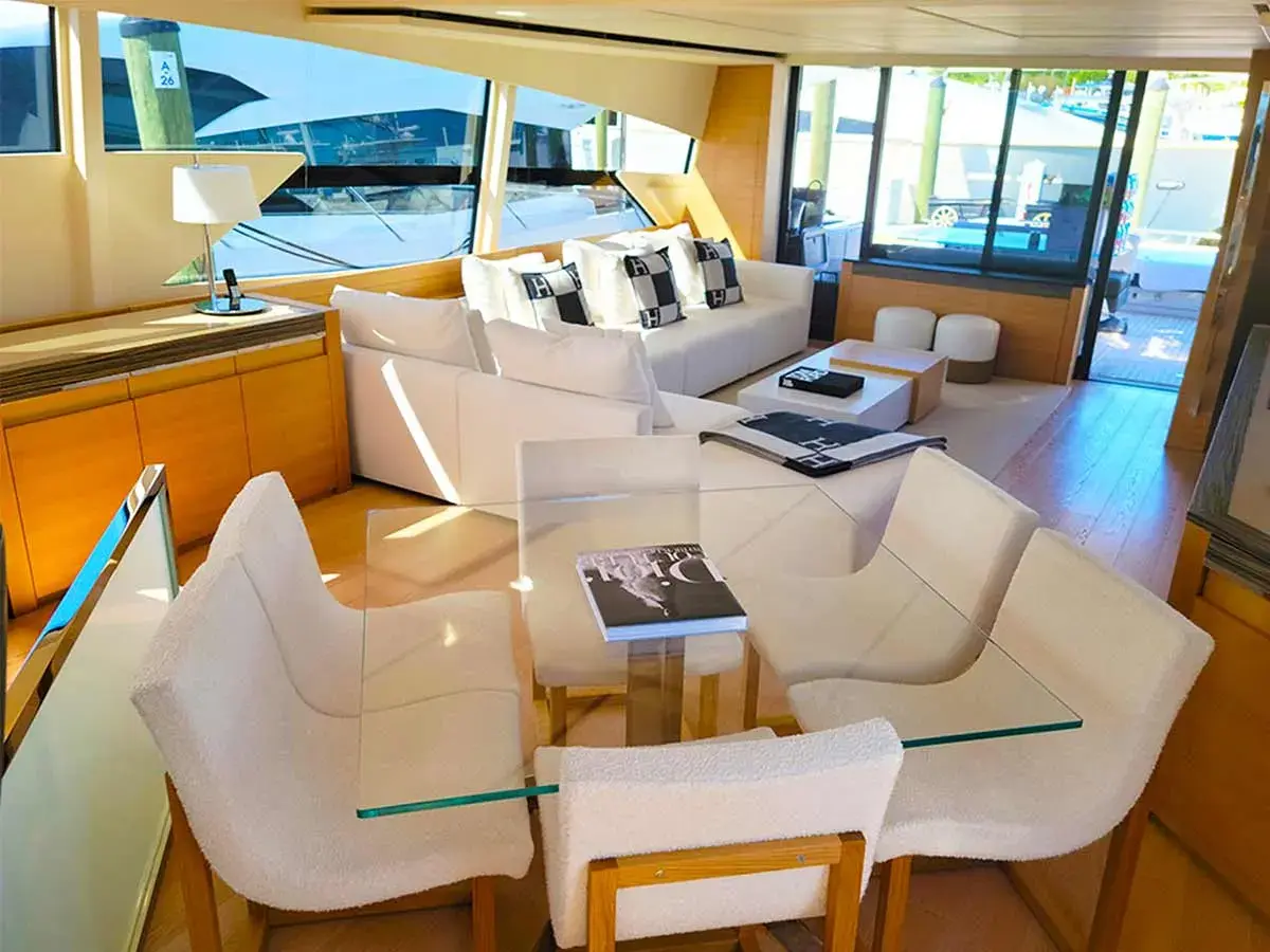 92' Pershing photo 15